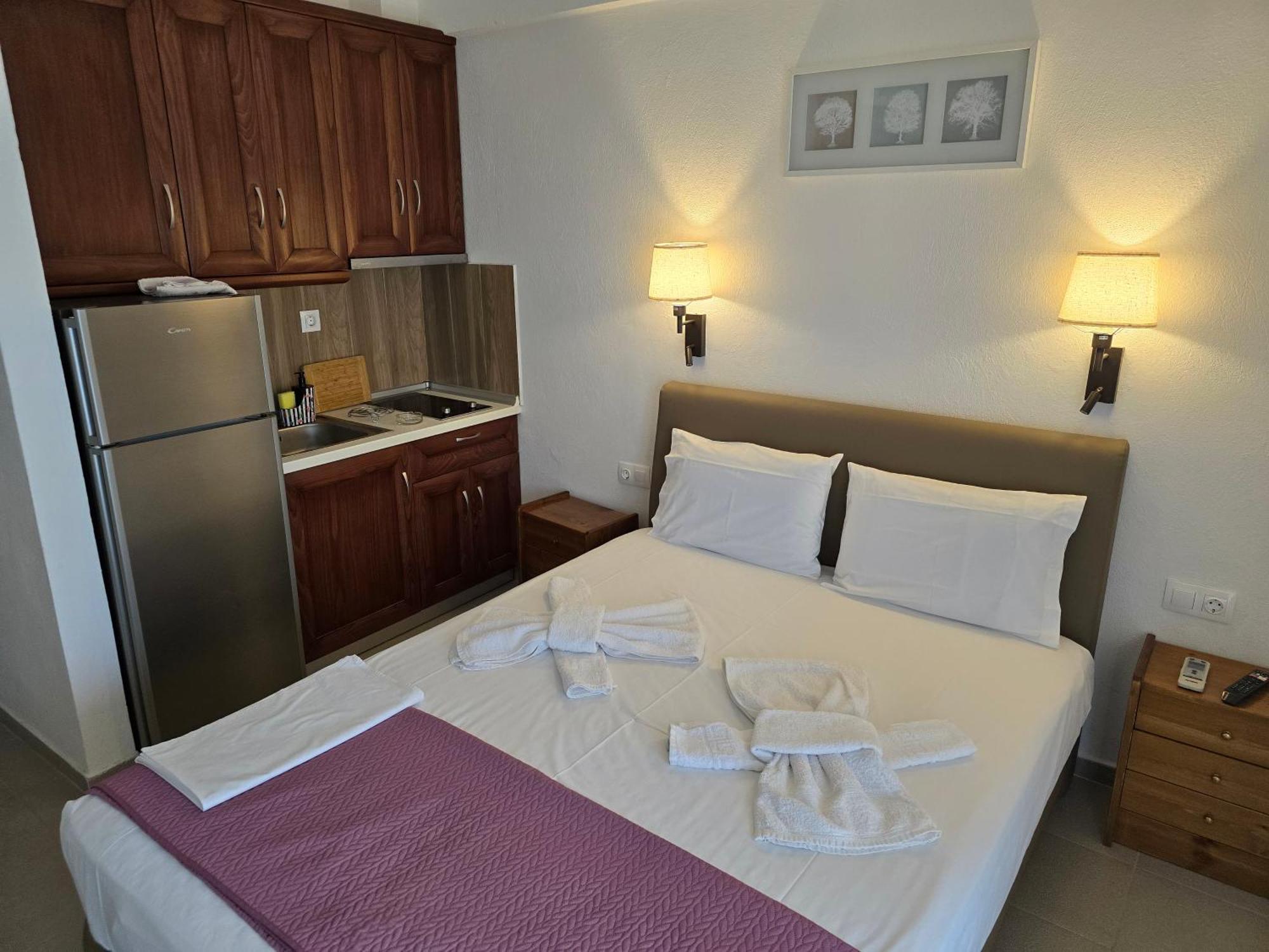 Itamos House Vourvourou Hotel Exterior photo